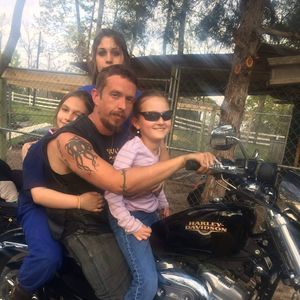 Meet your Posher, Dustin